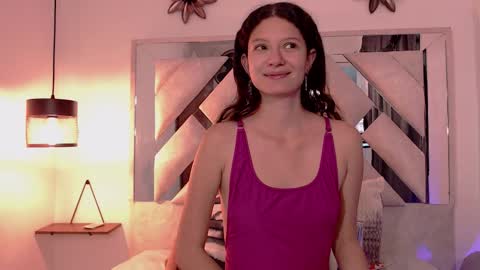 Snapshot of sofy_bonnet chatting on 02.05.26 online show from 02.05.26