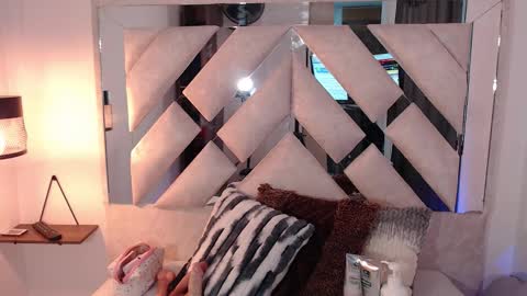 Snapshot of sofy_bonnet chatting on 02.06.26 online show from 02.06.26