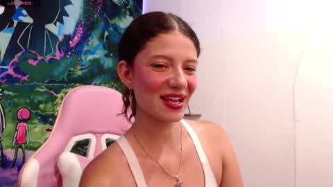 Snapshot of sofy_bonnet chatting on 03.13.26 online show from 03.13.26