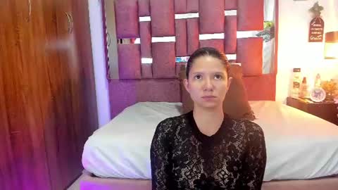 Snapshot of sofy_bonnet chatting on 07.26.26 online show from 07.26.26