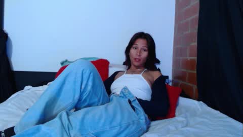 Snapshot of sofy_dep chatting on 12.14.25 Sofy online show from 12.14.25