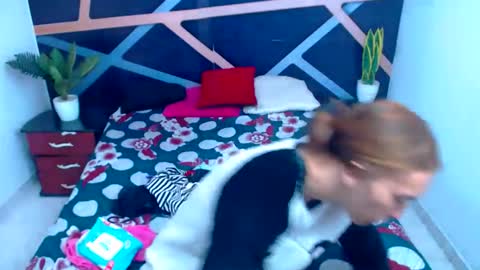 sofyswee online show from 09.18.25