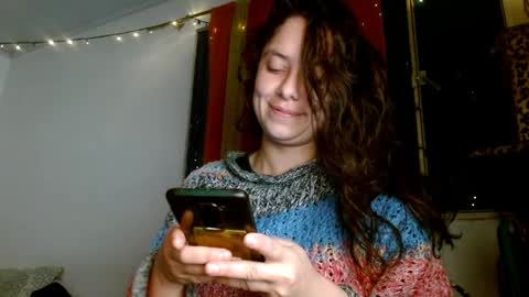 Snapshot of soka_lovers_04_ chatting on 03.12.25 Sofia online show from 03.12.25