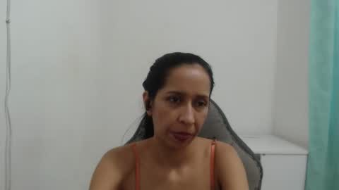 Snapshot of sol_lucia chatting on 02.12.26 Sol lucia online show from 02.12.26