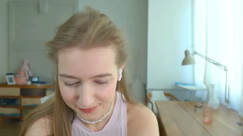 Bella online show from 01.25.25