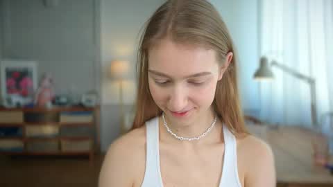 Bella online show from 02.22.25