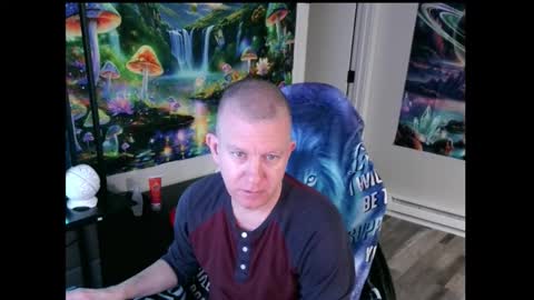 Snapshot of solarlunar1 chatting on 10.12.25 just ask  online show from 10.12.25