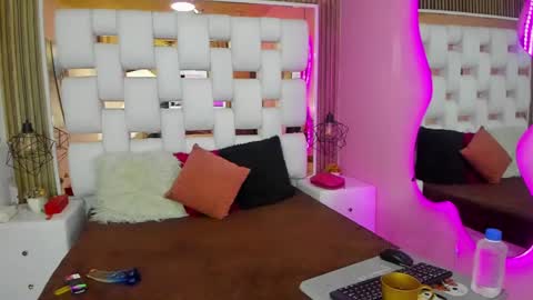 Sol Evans online show from 02.25.25