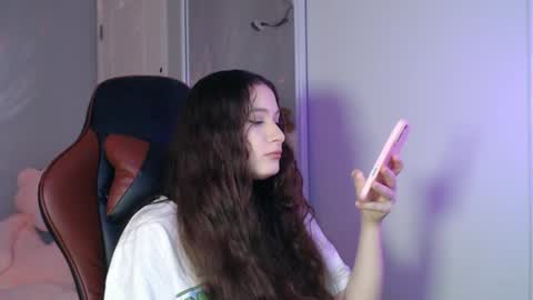Snapshot of solitudebby chatting on 04.26.26 Becky online show from 04.26.26