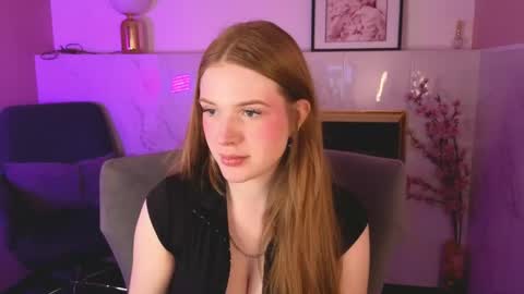 Snapshot of sollarkristy chatting on 05.05.26 sollarkristy online show from 05.05.26