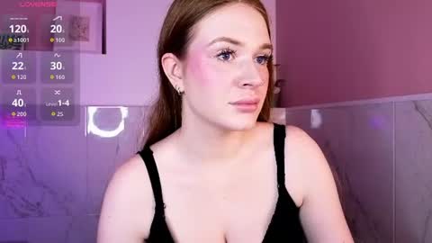 Snapshot of sollarkristy chatting on 06.18.26 sollarkristy online show from 06.18.26
