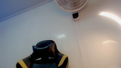 Snapshot of sombra_18 chatting on 07.24.26 ESTEBAN online show from 07.24.26