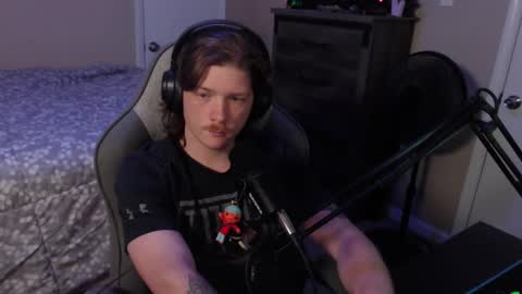 Snapshot of somethinqfunny chatting on 12.30.24 Lover Boi online show from 12.30.24