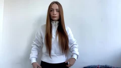 Victoria online show from 04.27.26