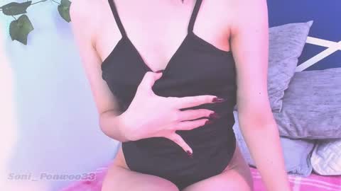 Snapshot of soni_ponwoo23 chatting on 11.30.25 Soniiiiii online show from 11.30.25