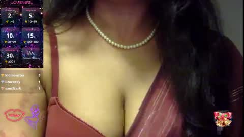 Snapshot of soni_sharma chatting on 12.14.24 soni nandini online show from 12.14.24