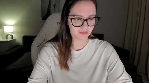 sonia_moon_ online show from 03.05.25