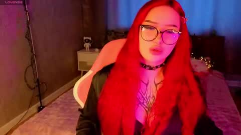 Snapshot of soniakelly chatting on 06.21.26 Jane FRI 1-8AM SAT-SUN OFF online show from 06.21.26