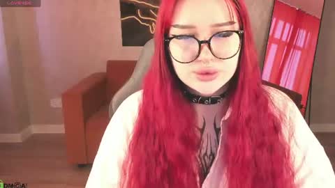 Snapshot of soniakelly chatting on 06.22.26 Jane FRI 1-8AM SAT-SUN OFF online show from 06.22.26