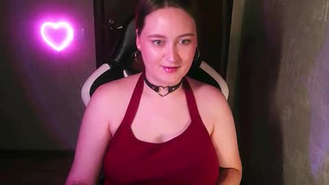 Snapshot of sonibear chatting on 09.12.25 OksiFels online show from 09.12.25