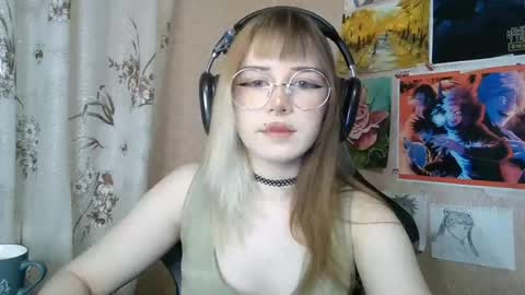 Snapshot of sonwosick chatting on 05.27.26 Mila online show from 05.27.26