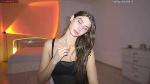 Snapshot of sony_play chatting on 09.13.25 Sony online show from 09.13.25