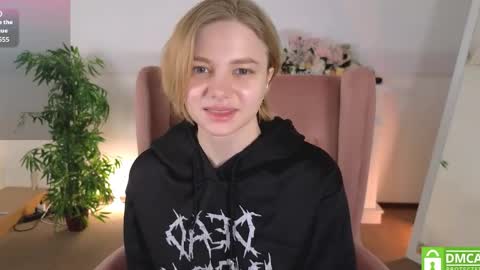 Snapshot of sookonstellita chatting on 05.30.26 Litta online show from 05.30.26