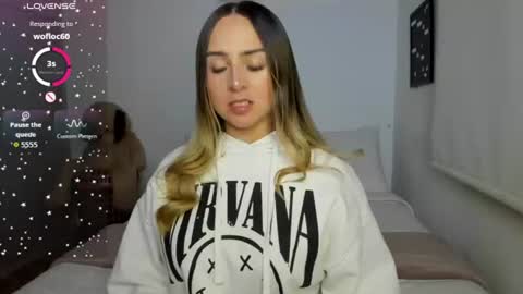 Snapshot of sophi_moreno chatting on 07.17.26 Sofi online show from 07.17.26