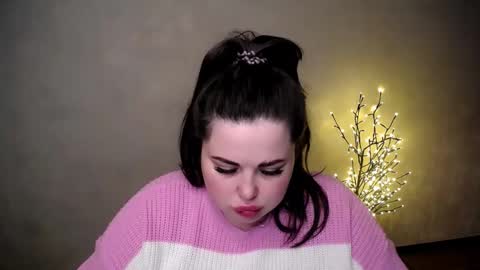 Snapshot of sophia__olsen chatting on 11.18.25 sophia__olsen online show from 11.18.25