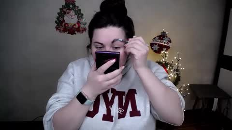 Snapshot of sophia__olsen chatting on 12.16.25 sophia__olsen online show from 12.16.25