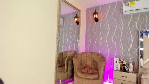 Snapshot of sophia_blade1 chatting on 03.07.26 online show from 03.07.26