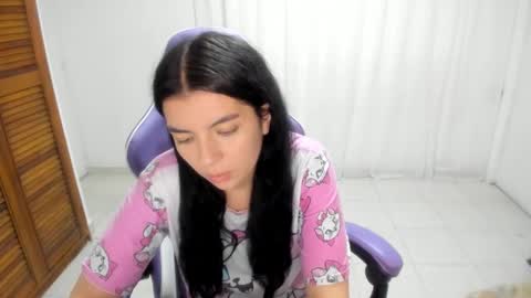 Snapshot of sophia_cossio2 chatting on 10.09.25 Sara Sophia online show from 10.09.25