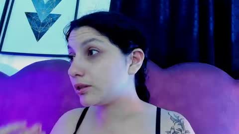 Snapshot of sophia_dk chatting on 06.19.26 sophia hottie online show from 06.19.26
