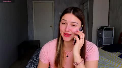 Snapshot of sophia_euphoria chatting on 04.30.26 Sophia online show from 04.30.26