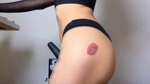 Sophia Grand online show from 12.14.25