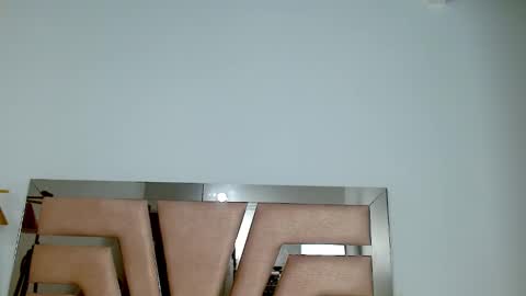 Snapshot of sophia_hadid chatting on 01.03.25 Sophia online show from 01.03.25