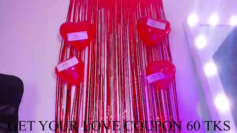 Sophi  online show from 02.15.25