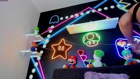 Sophi  online show from 03.04.25