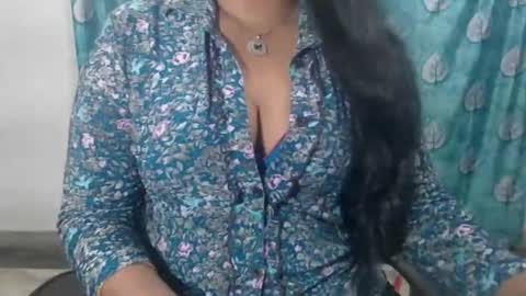 Snapshot of sophia_indian chatting on 04.20.26 Sophia Tamil online show from 04.20.26