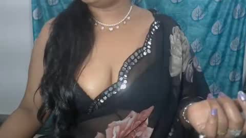 Snapshot of sophia_indian chatting on 05.02.26 Sophia Tamil online show from 05.02.26