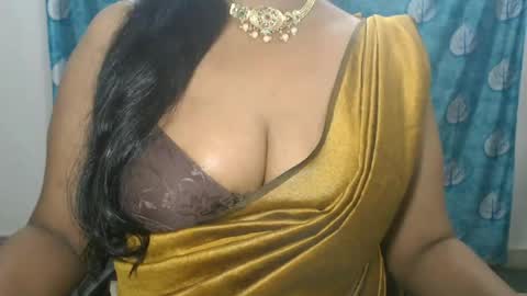 Snapshot of sophia_indian chatting on 06.29.26 Sophia Tamil online show from 06.29.26