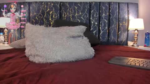 Sofia  online show from 10.31.25