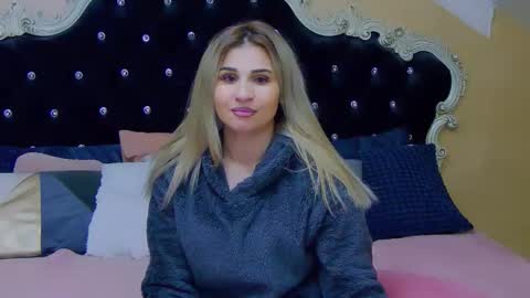 sophia smith4146 online show from 02.12.25