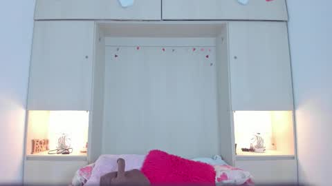  S O P H I A  online show from 10.31.25