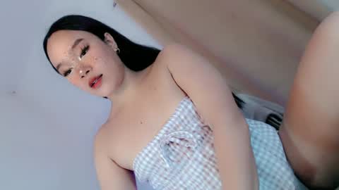Snapshot of sophia_walker18 chatting on 07.06.26 sophia_walker18 online show from 07.06.26