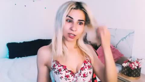Snapshot of sophiaa90 chatting on 06.24.26 Sophiaa online show from 06.24.26