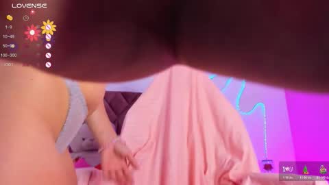 Snapshot of sophiaa__1 chatting on 02.19.26 Sophia online show from 02.19.26