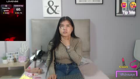 Sophia Bedford online show from 05.13.26