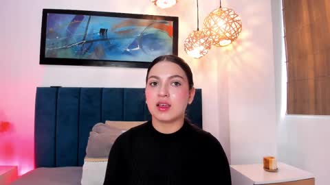 Snapshot of sophiacolliins chatting on 09.17.25 sophiacolliins online show from 09.17.25