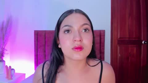 Snapshot of sophiacolliins chatting on 09.25.25 sophiacolliins online show from 09.25.25